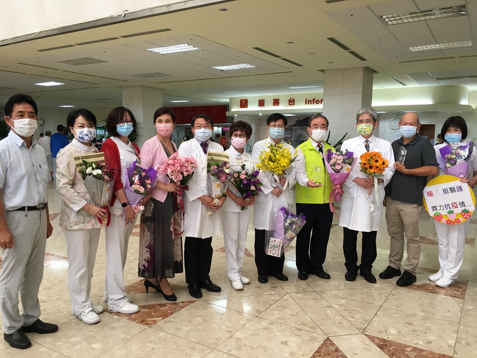 國產花束贈醫護,農糧署花卉價格8月站上9字頭