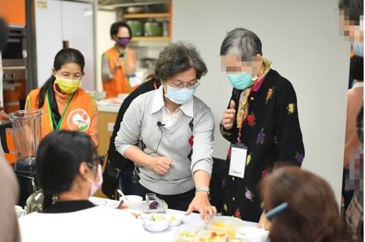 預防頭頸癌 營養師教6招:除了菸檳酒「這些」食物儘量少碰